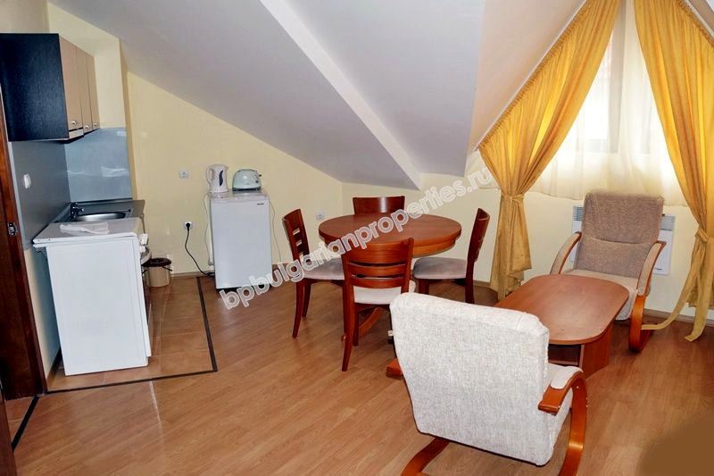 Едноспален мебелиран апартамент за продажба в комплекс в ски-курорта Пампорово