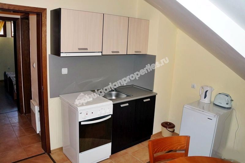 Едноспален мебелиран апартамент за продажба в комплекс в ски-курорта Пампорово