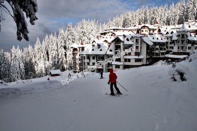 Едноспален мебелиран апартамент за продажба в комплекс в ски-курорта Пампорово