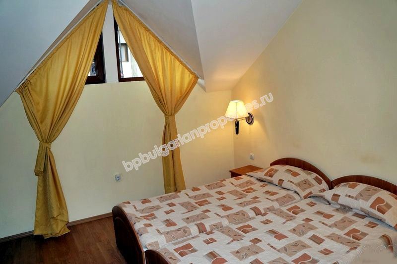 Едноспален мебелиран апартамент за продажба в комплекс в ски-курорта Пампорово