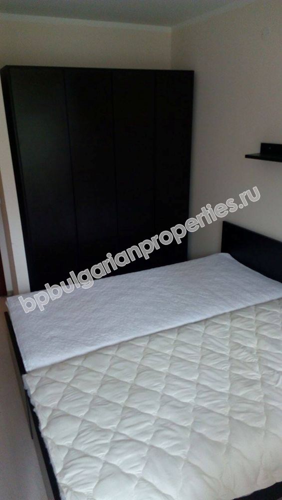 Тристаен мебелиран апартамент за продажба в комплекс в ски курорта Боровец