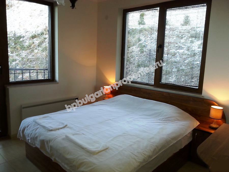 Луксозен едноспален мебелиран апартамент за продажба в ски курорта Пампорово