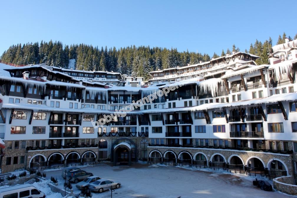 Луксозен едноспален мебелиран апартамент за продажба в ски курорта Пампорово