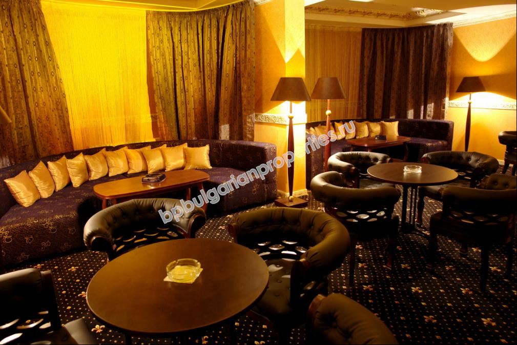 Луксозен едноспален мебелиран апартамент за продажба в ски курорта Пампорово