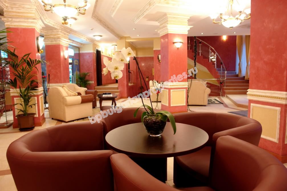 Луксозен едноспален мебелиран апартамент за продажба в ски курорта Пампорово