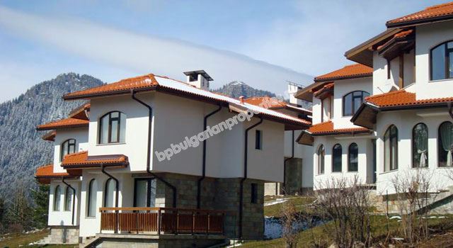 Луксозни къщи-шале в затворен комплекс в  Пампорово