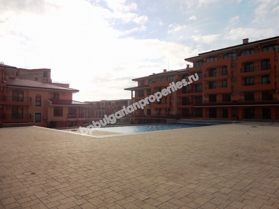 Краткосрочна акция! Луксозен апартамент на първа линия в Свети Влас