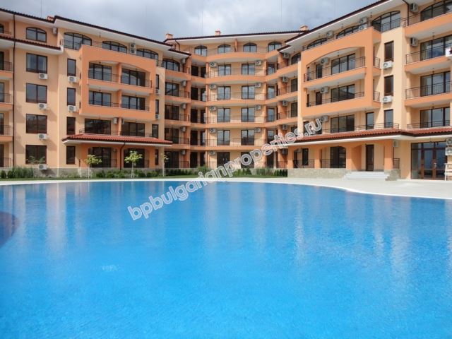 Краткосрочна акция! Луксозен апартамент на първа линия в Свети Влас