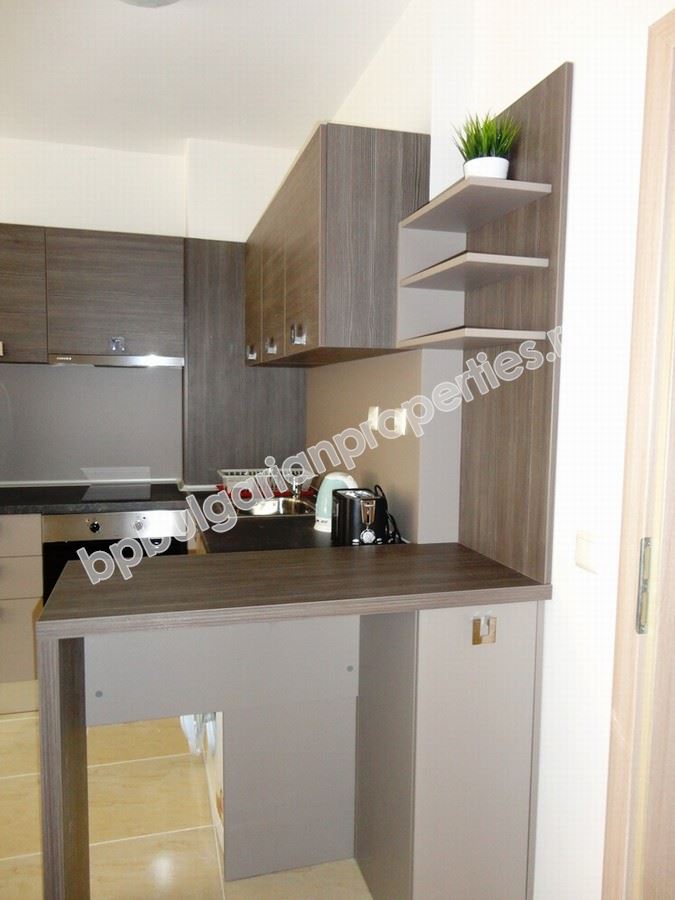 Краткосрочна акция! Луксозен апартамент на първа линия в Свети Влас