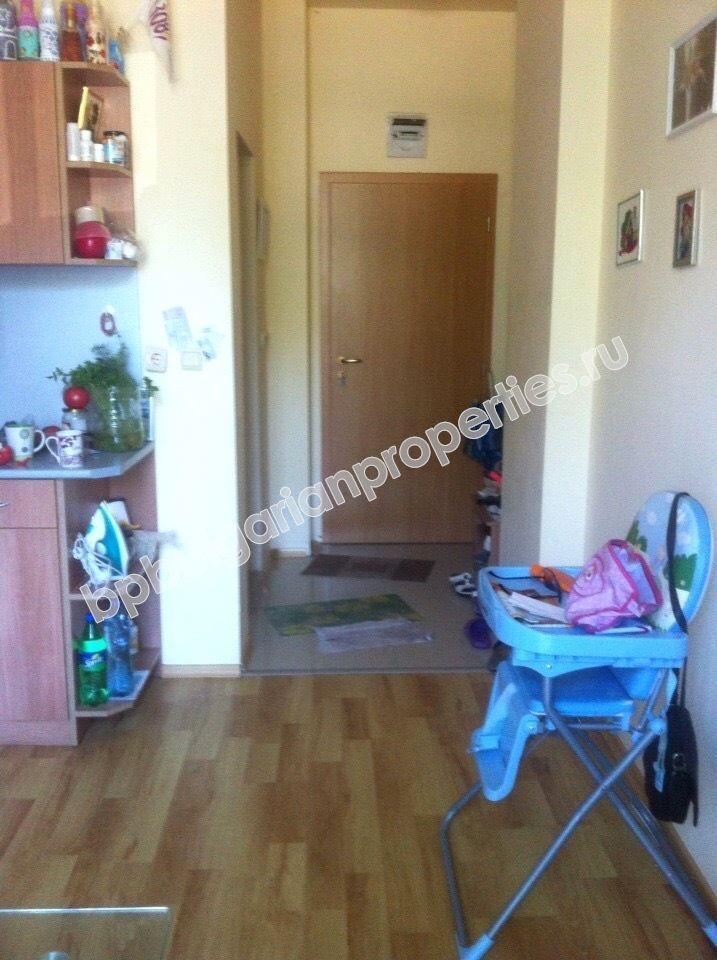 Мебелиран двустаен апартамент за продажба в курорта Слънчев Бряг