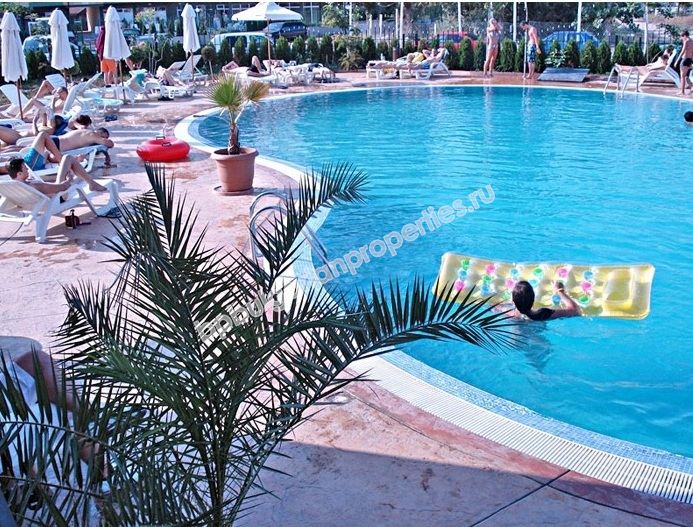 Мебелиран двустаен апартамент за продажба в курорта Слънчев Бряг