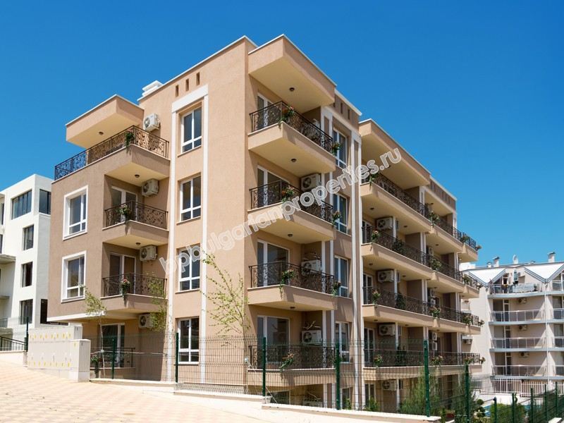 Апартаменти за продажба близо до морето в курорта Бяла