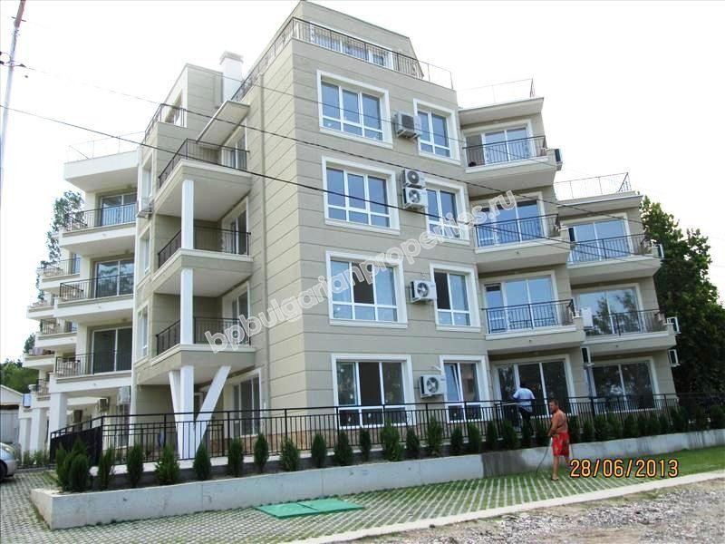 Апартаменти за продажба близо до морето в курорта Бяла