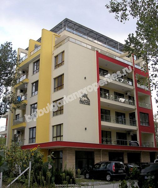 Мебелирано студио за продажба близко до плажа в курорта Слънчев Бряг