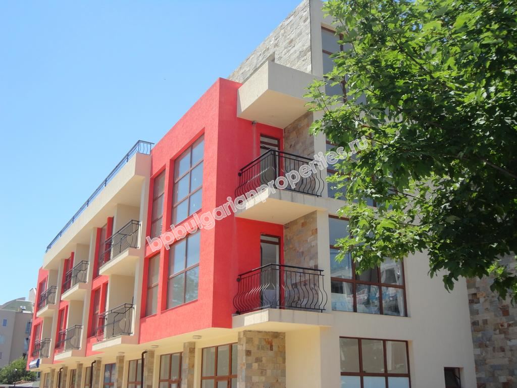 Мебелирано студио за продажба близо до плажа в курорта Слънчев Бряг Мебелирано студио за продажба близо до плажа в курорта Слънчев Бряг