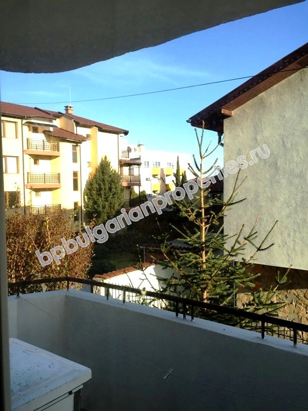 Петспален мебелиран апартамент за продажба на втора линия море в курорта Равда