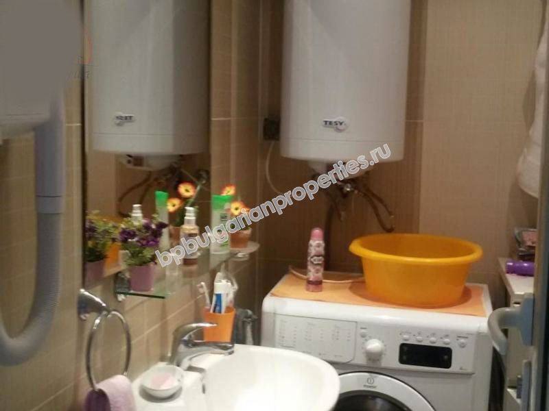 Мебелиран двустаен апартамент за продажба близо до плажа в курорта Слънчев Бряг