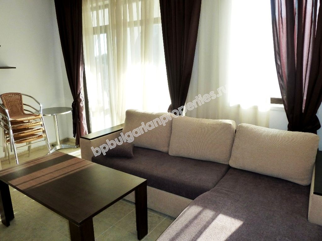 Мебелиран едноспален апартамент за продажба близо до плажа в Слънчев Бряг