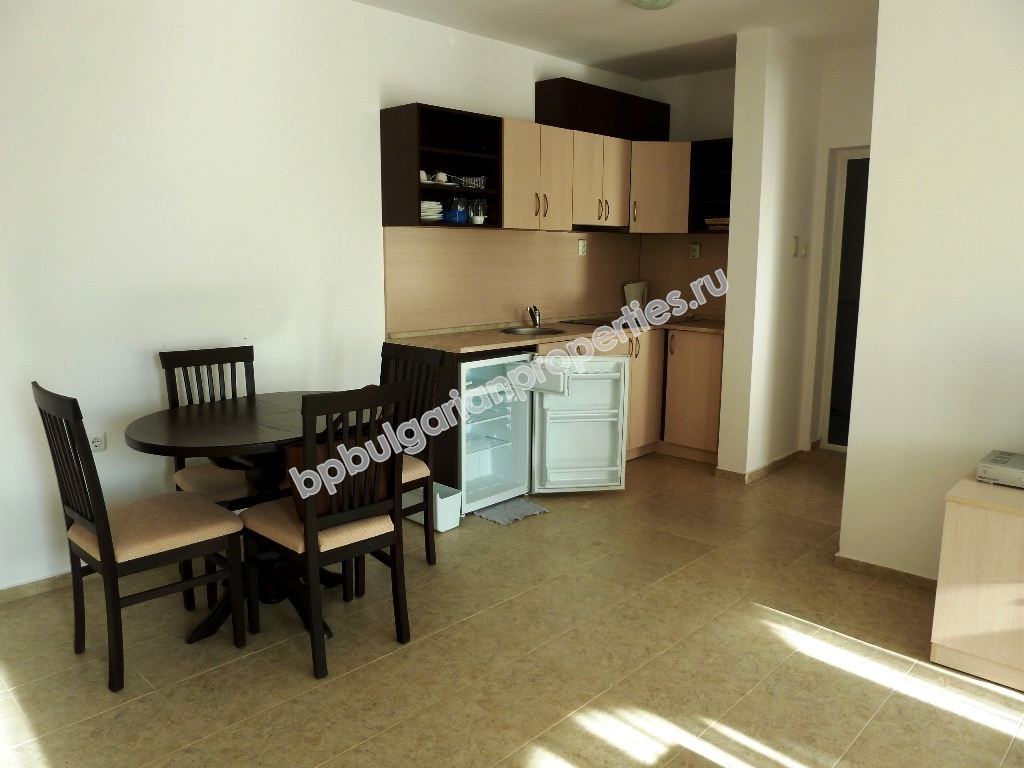 Мебелиран едноспален апартамент за продажба близо до плажа в Слънчев Бряг