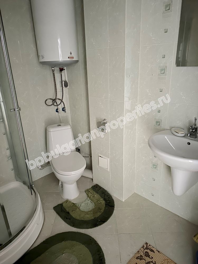 Апартамент  с гледка море в жилищна сграда в Свети Влас