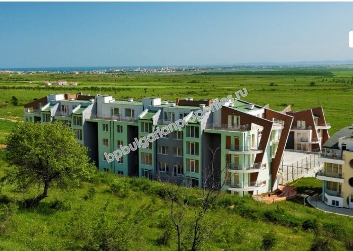 Евтин мебелиран едноспален апартамент за продажба в курорта Кошарица