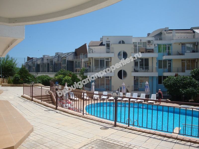 Евтин мебелиран едноспален апартамент за продажба в курорта Кошарица