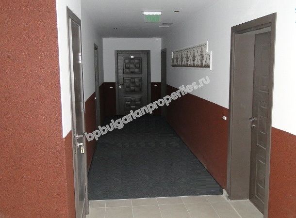 Мебелиран едноспален апартамент с изглед море за продажба в курорта Бяла Мебелиран едноспален апартамент с изглед море за продажба в курорта Бяла