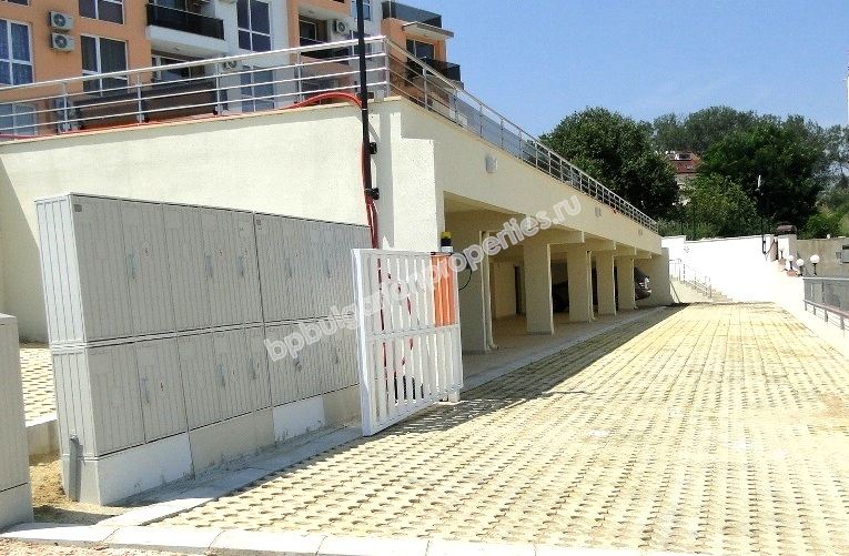 Мебелиран едноспален апартамент с изглед море за продажба в курорта Бяла Мебелиран едноспален апартамент с изглед море за продажба в курорта Бяла