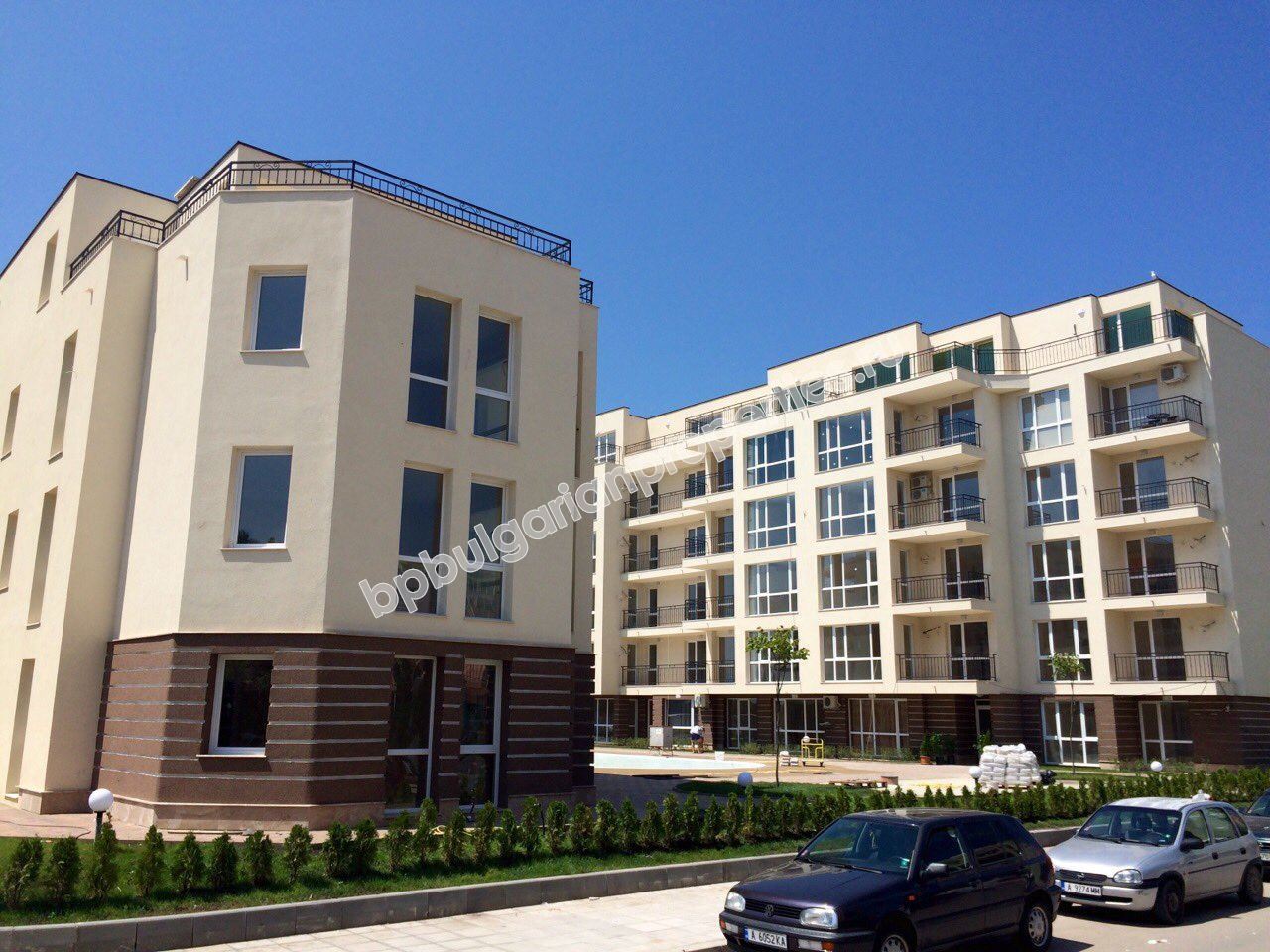 Евтино просторно студио за продажба в комплекс в Слънчев Бряг