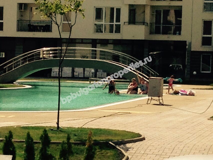 Евтино просторно студио за продажба в комплекс в Слънчев Бряг