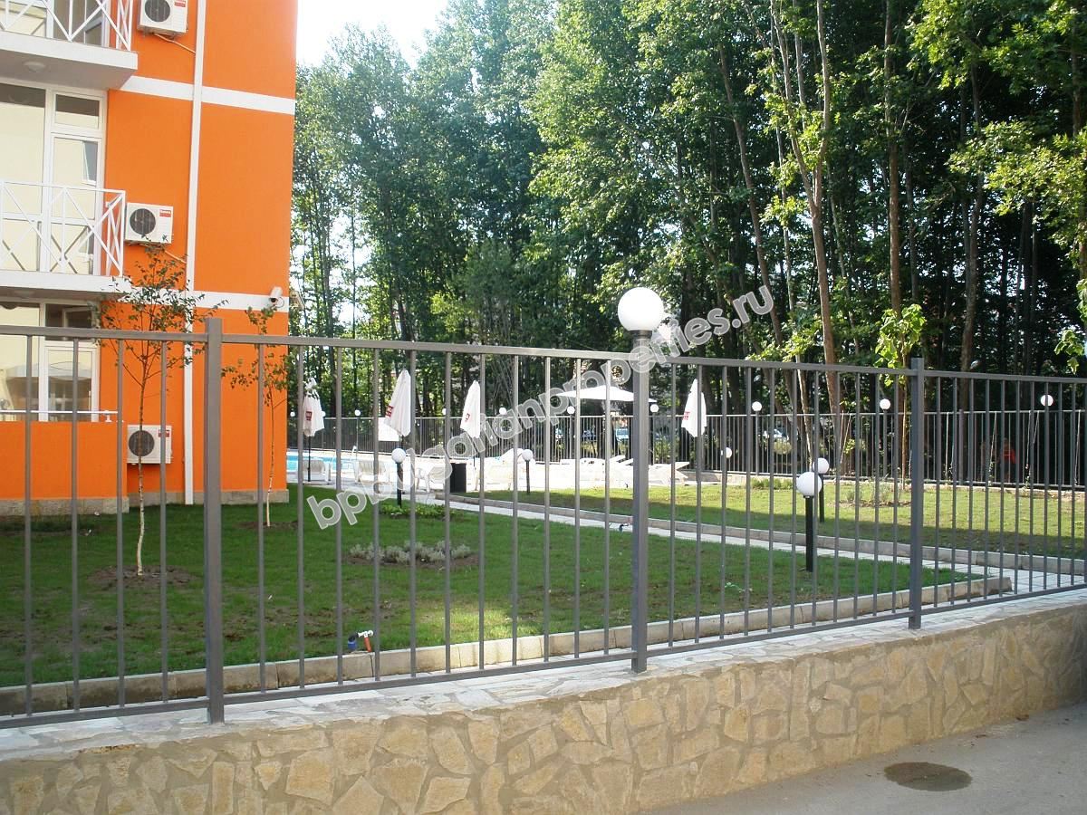 Евтино ново студио с бонус кухня за продажба в курорта Слънчев Бряг