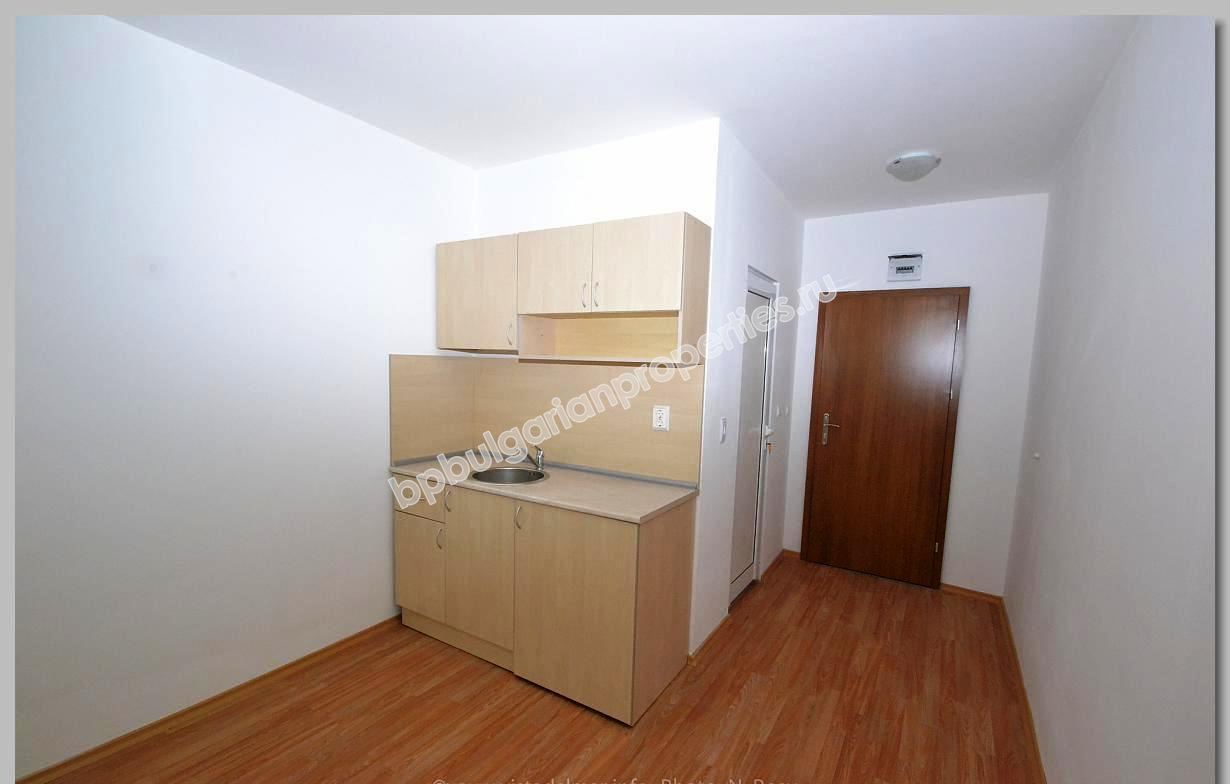 Евтино ново студио с бонус кухня за продажба в курорта Слънчев Бряг