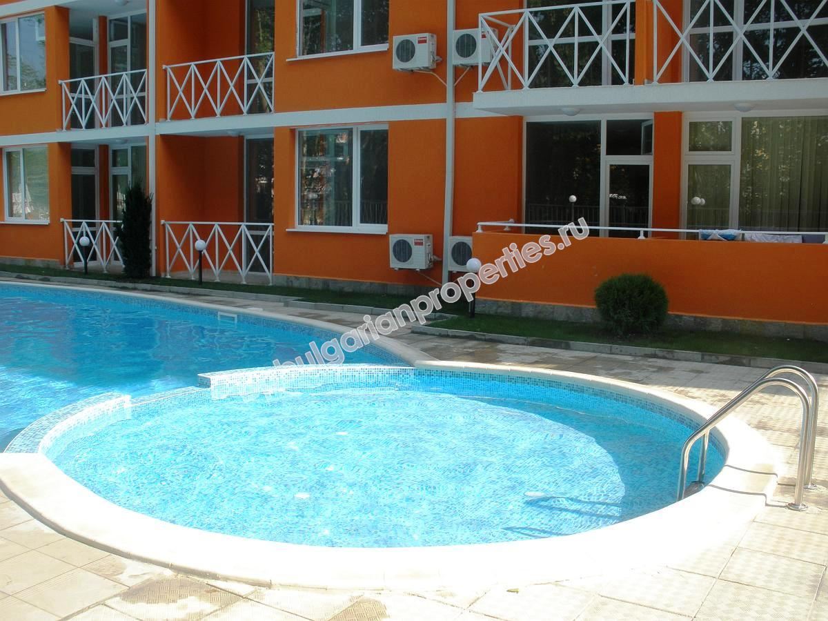 Евтино ново студио с бонус кухня за продажба в курорта Слънчев Бряг