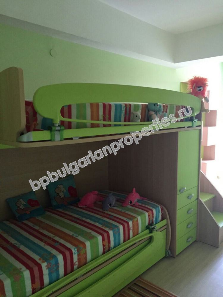 Двуспален мебелиран апартамент за продажба до морето в центъра на град Поморие