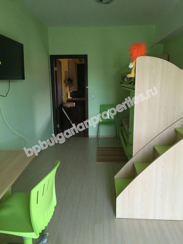 Двуспален мебелиран апартамент за продажба до морето в центъра на град Поморие