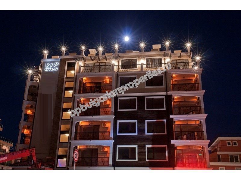 Луксозни апартаменти във VIP комплекс на първа линия