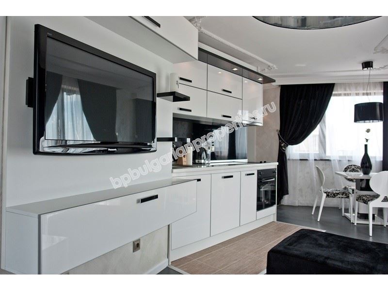 Луксозни апартаменти във VIP комплекс на първа линия