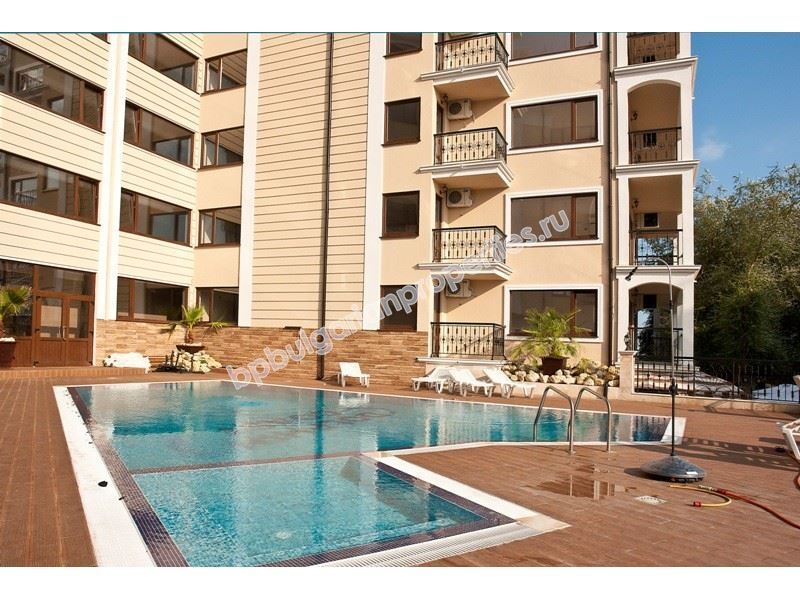 Луксозни апартаменти във VIP комплекс на първа линия