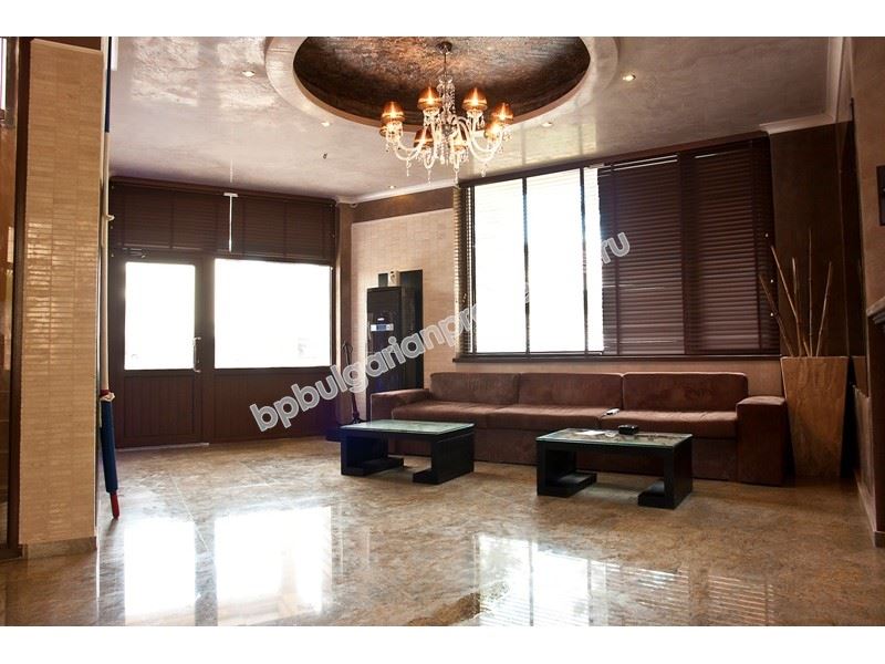 Луксозни апартаменти във VIP комплекс на първа линия