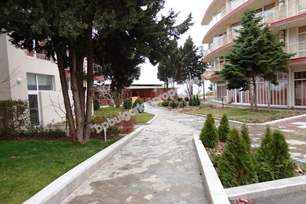 Евтино мебелирано студио за инвестиция до плажа в курорта Равда