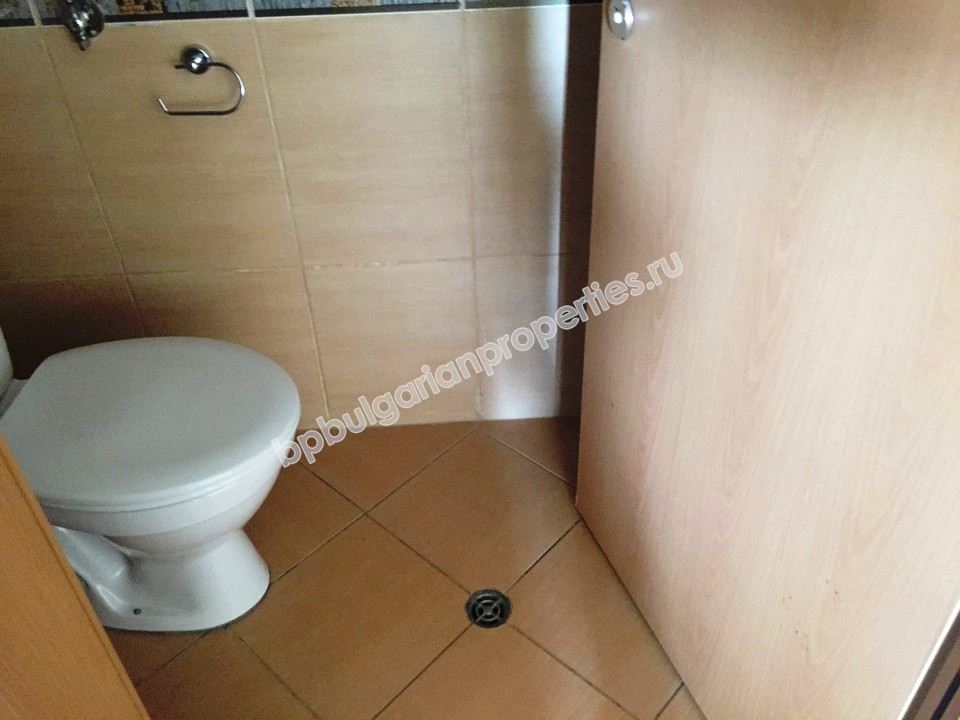 Мебелиран двуспален апартамент за продажба в центъра на курорта Слънчев Бряг