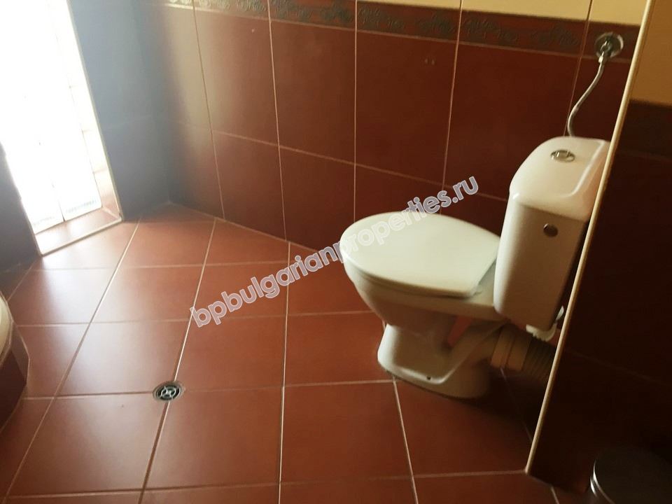 Мебелиран двуспален апартамент за продажба в центъра на курорта Слънчев Бряг