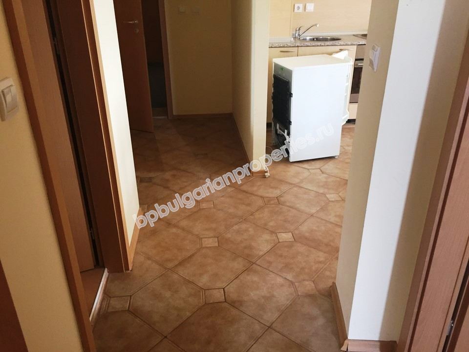 Мебелиран двуспален апартамент за продажба в центъра на курорта Слънчев Бряг