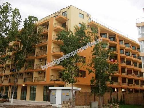 Двустаен мебелиран апартамент за продажба в курорта Слънчев Бряг