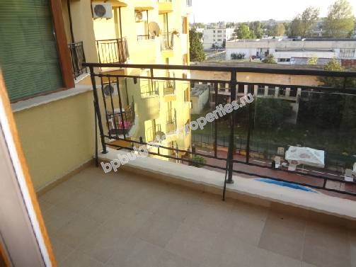 Двустаен мебелиран апартамент за продажба в курорта Слънчев Бряг