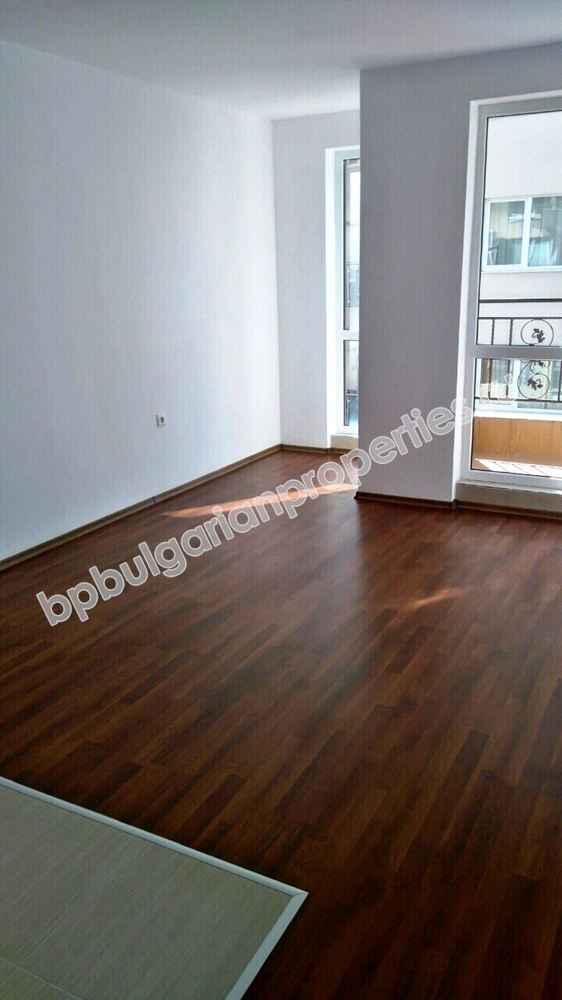 Ново студио за продажба в жилищна сграда в близост до плажа в Поморие