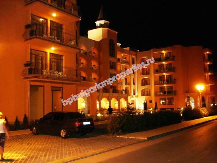 Просторно мебелирано студио близо до плажа в курорта Слънчев Бряг