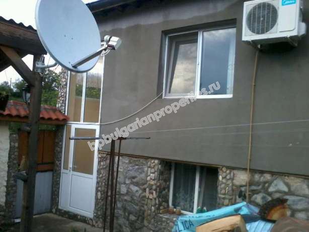 Двуетажна реновирана къща в Странджа планина