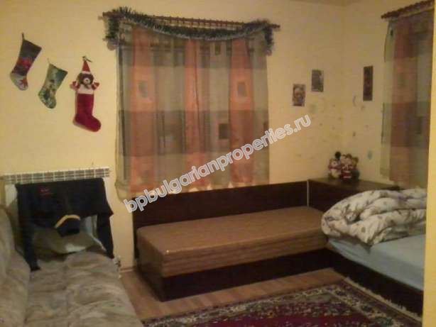 Двуетажна реновирана къща в Странджа планина