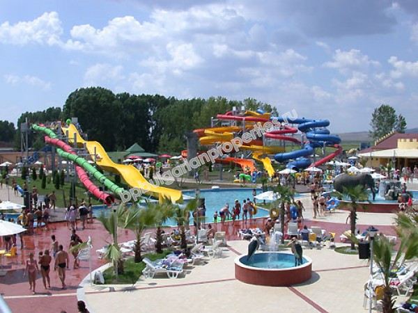 Мебелиран двустаен апартамент за продажба до плажа в курорта Слънчев Бряг